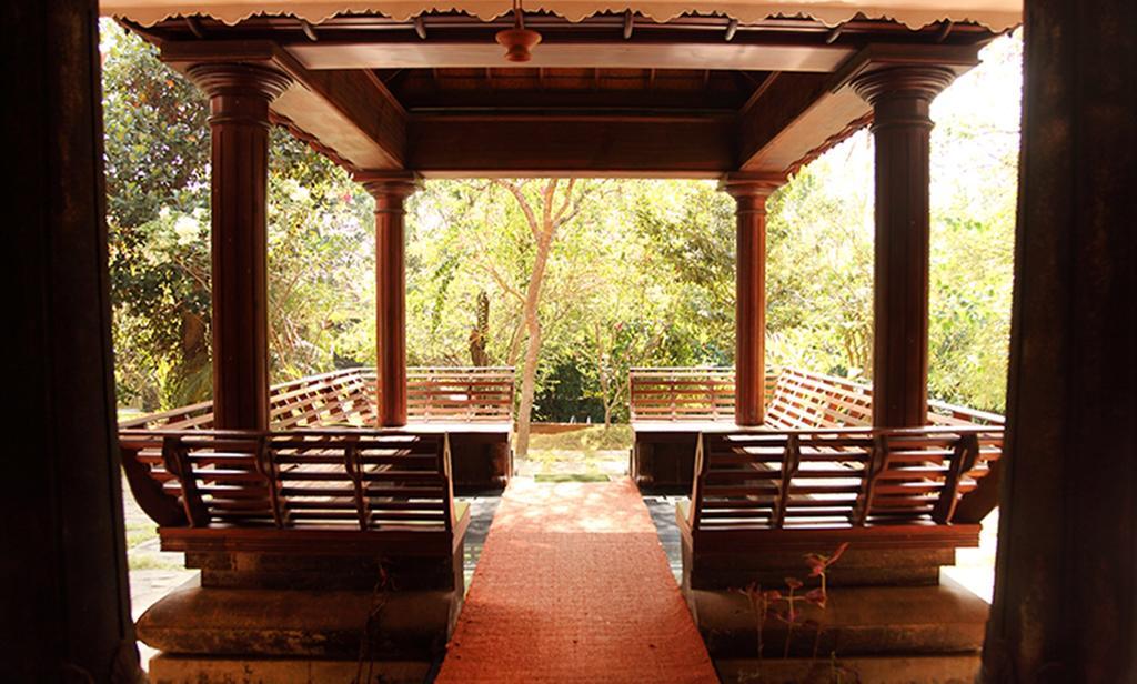 Amrutham Ayurvedic Village Resort Kovalam Exteriör bild